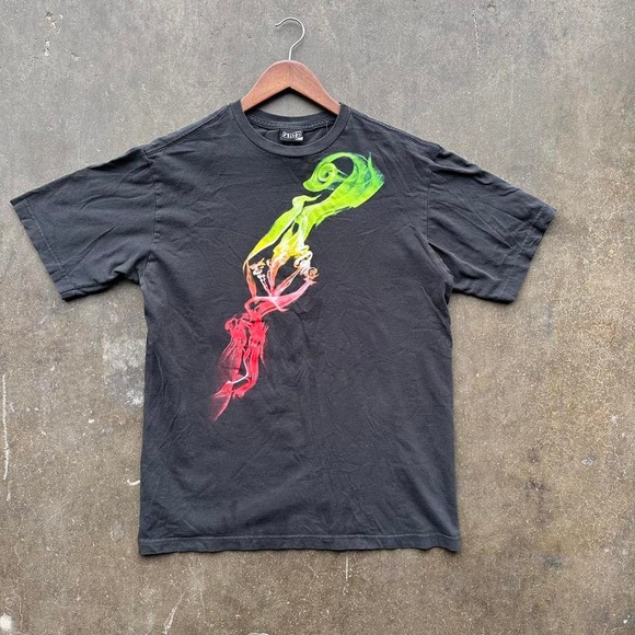 Vintage Volcom Y2K Rasta Smoke Graphic T-shirt Size Large - Picture 1 of 4